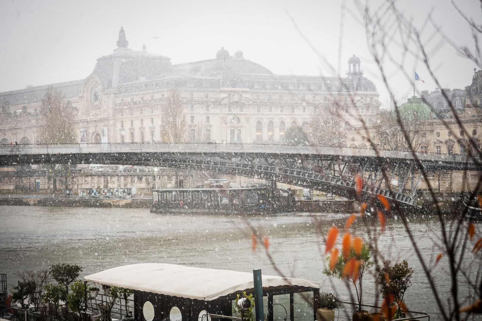 frost in paris 130425