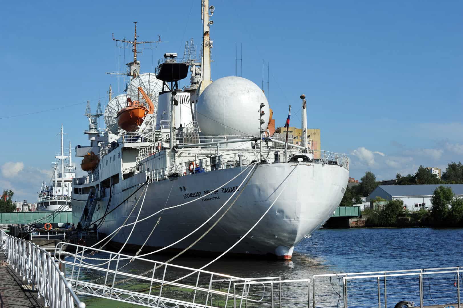 Una nave-laboratorio esplora l’Artico per svelare i misteri dell’inverno