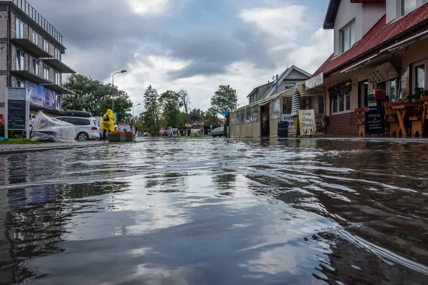 Meteo Polonia: piogge e temporali sfidano il caldo primaverile