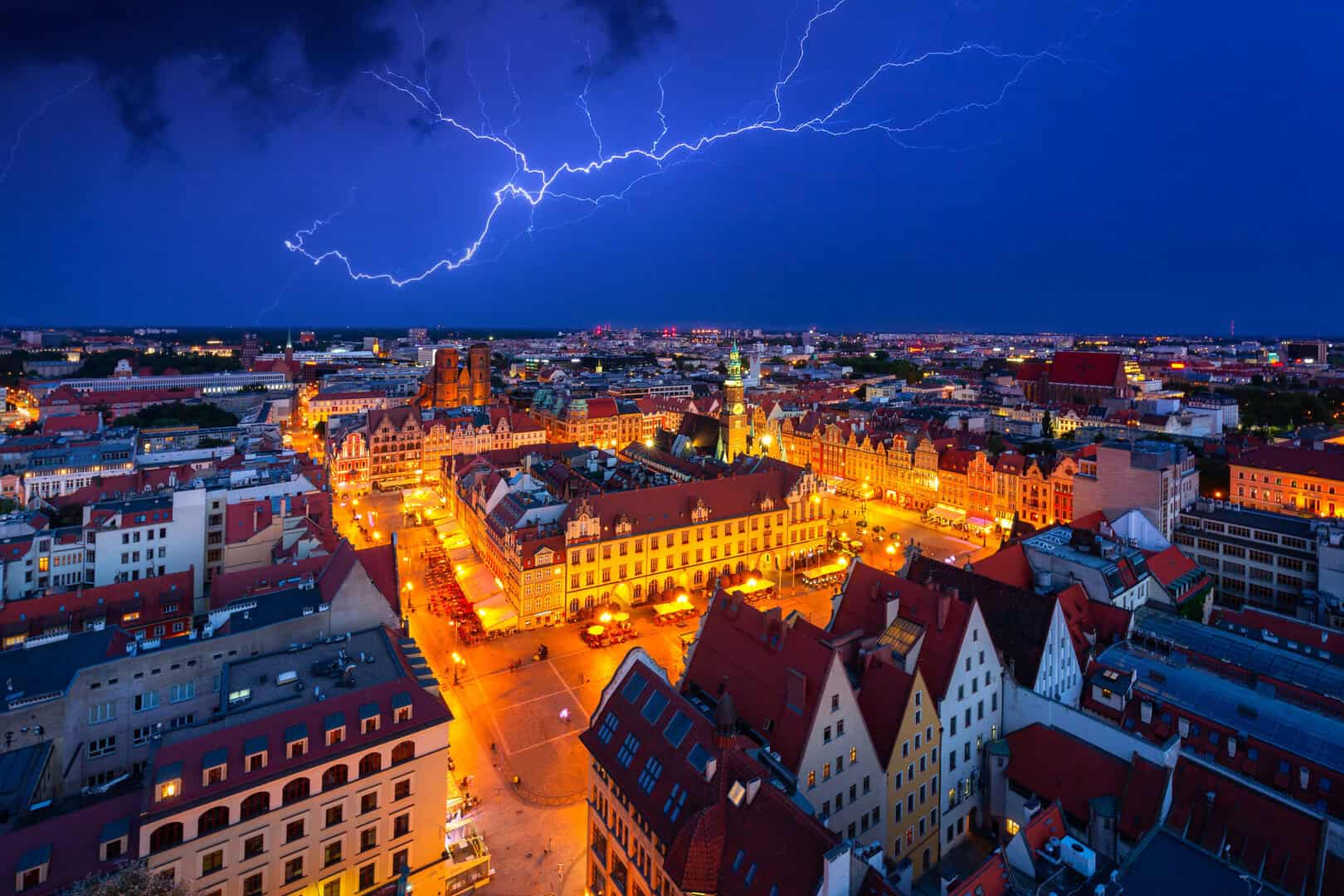 Meteo Polonia: allerta pericolose tempeste da Mercoledì