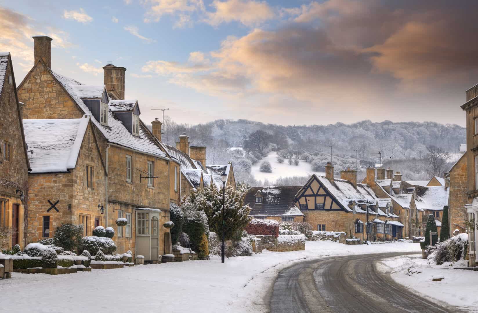 snow in england 130425