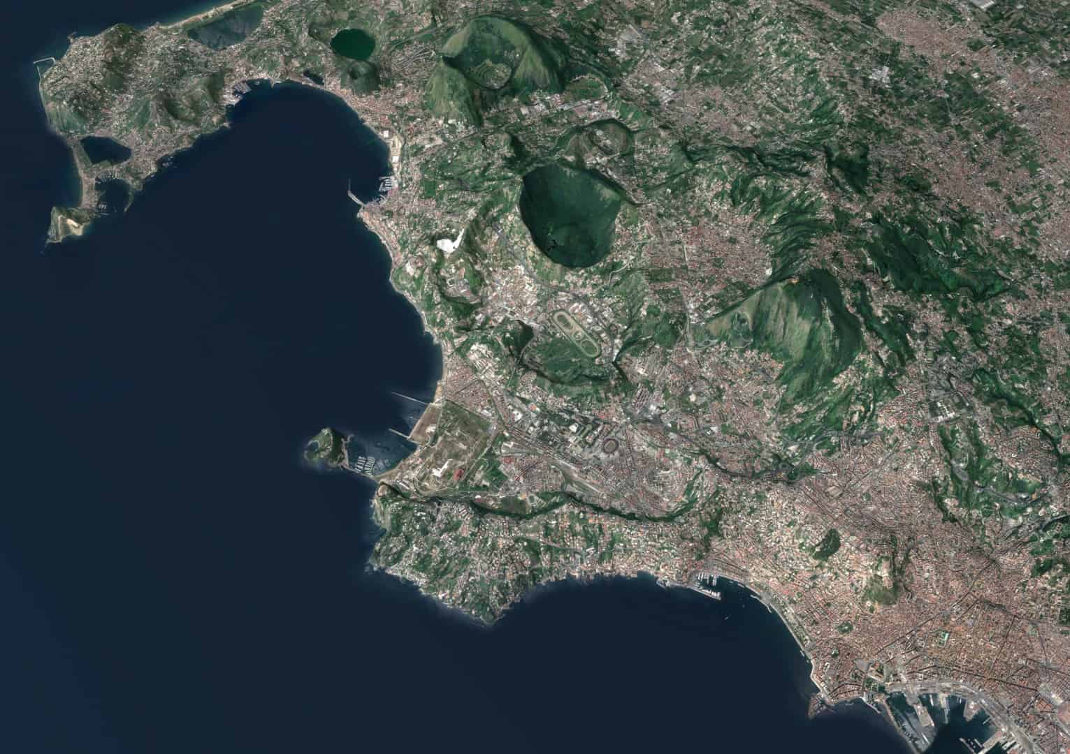 Campi Flegrei: svelati i canali del magma sotto Napoli