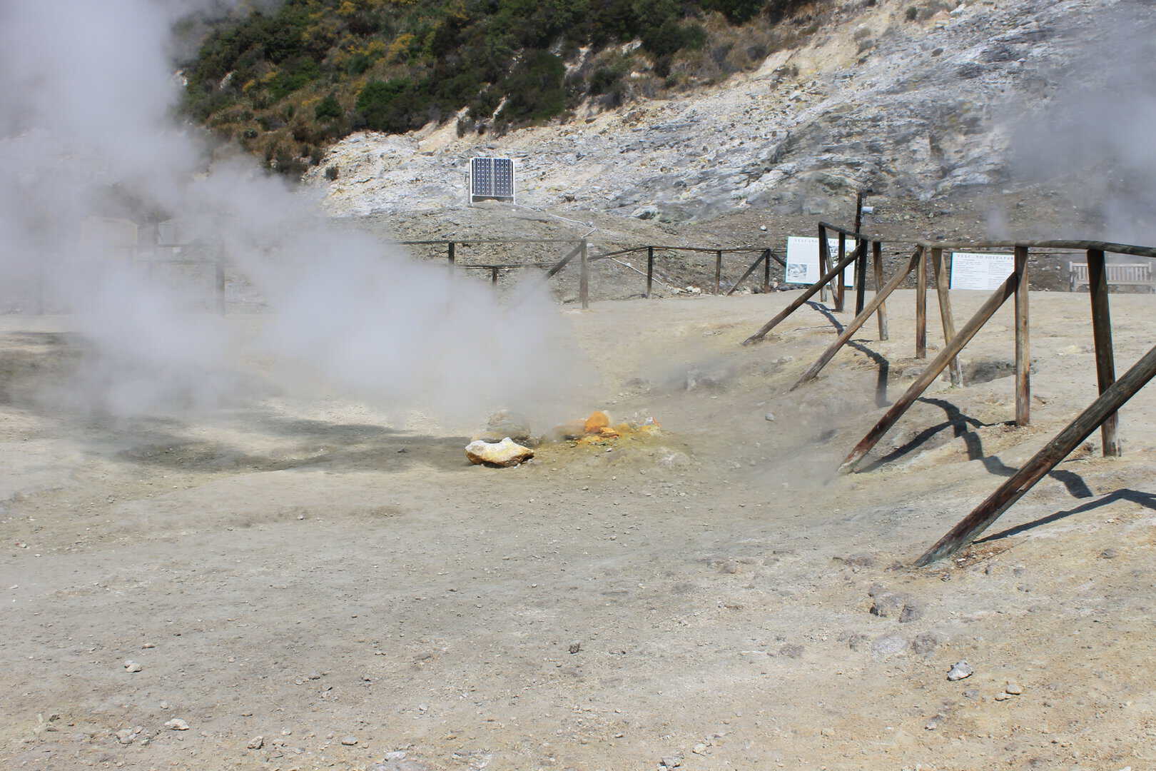 Campi Flegrei, sollevati di circa 29 cm