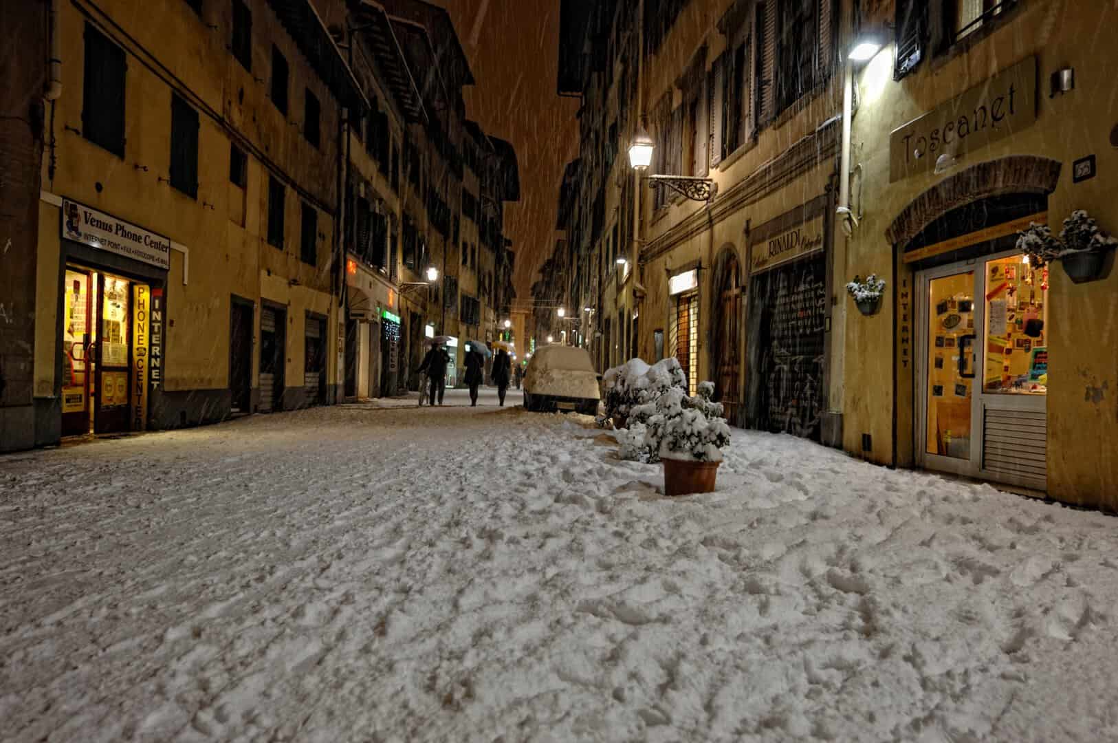Meteo, NEVE improvvisa lungo l’Adriatico: il fenomeno che ‘trasforma’ il mare in nubi