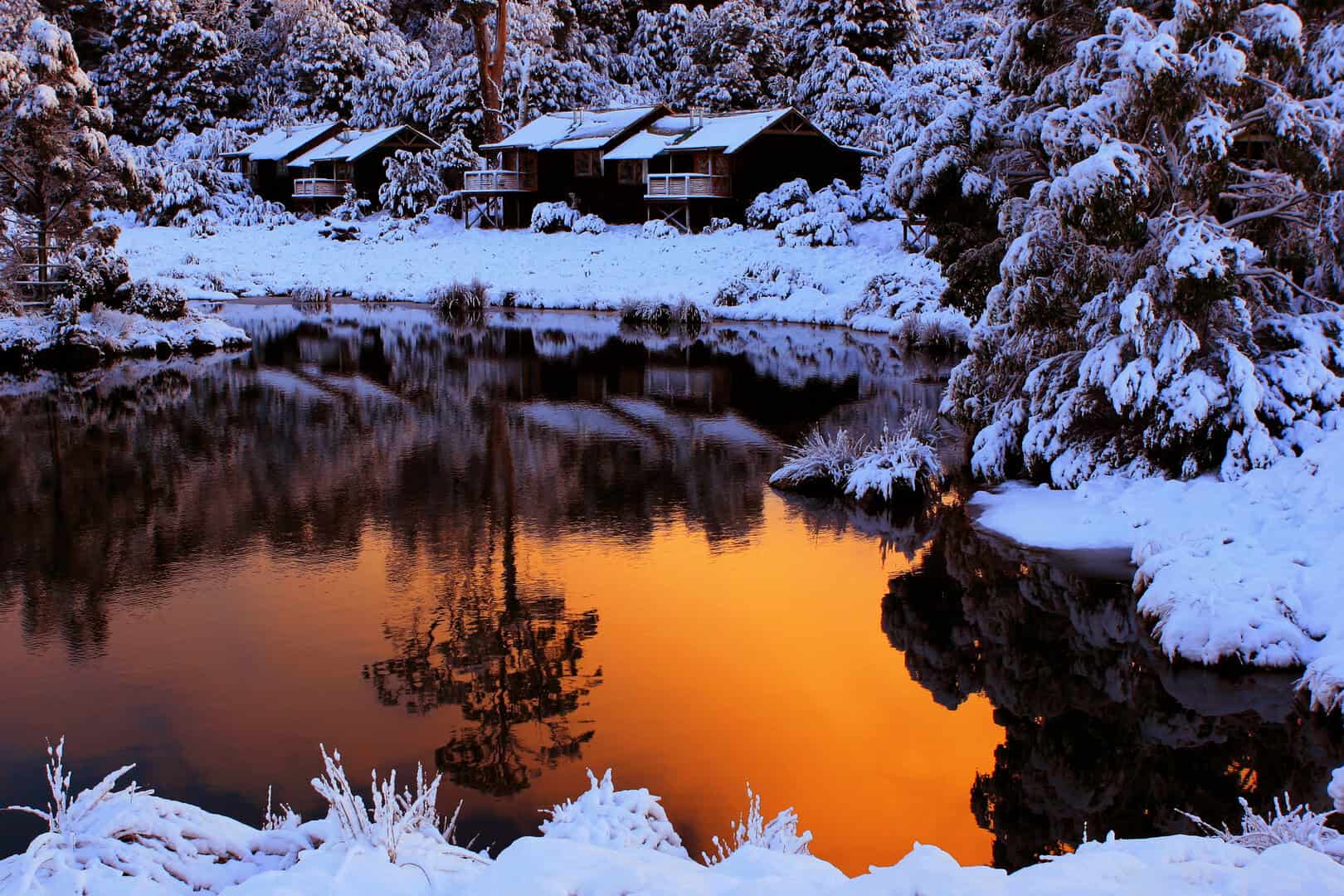 Neve estiva in Australia sino a 700 metri di quota: evento meteo eccezionale