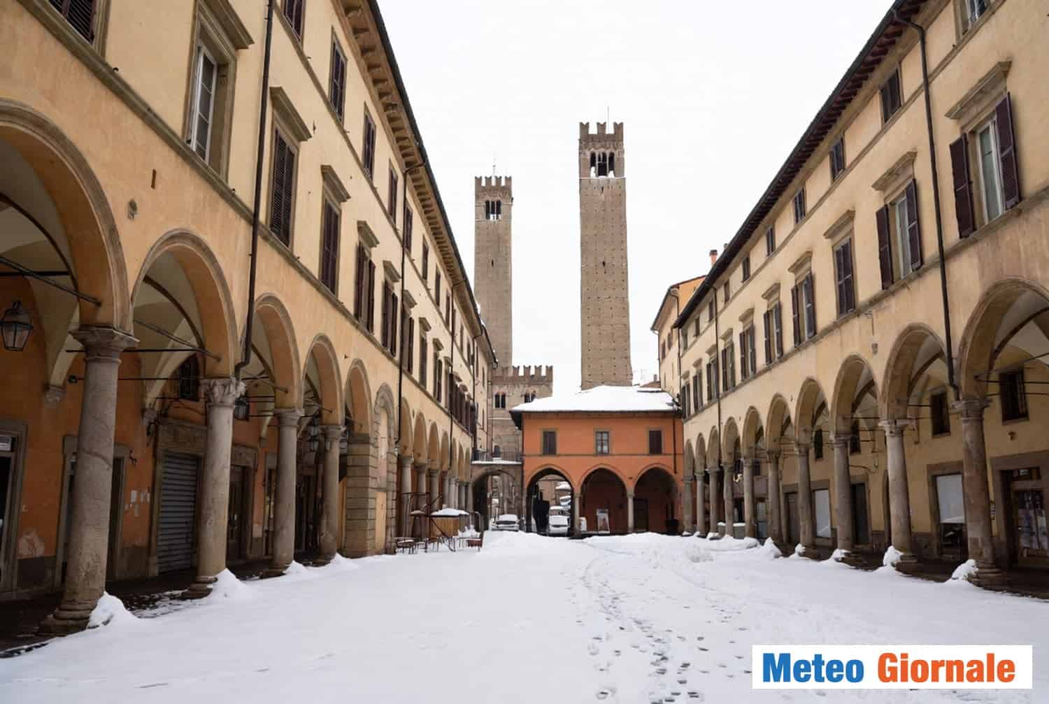 Valle Padana senza neve: cosa sta davvero accadendo al clima del Nord Italia