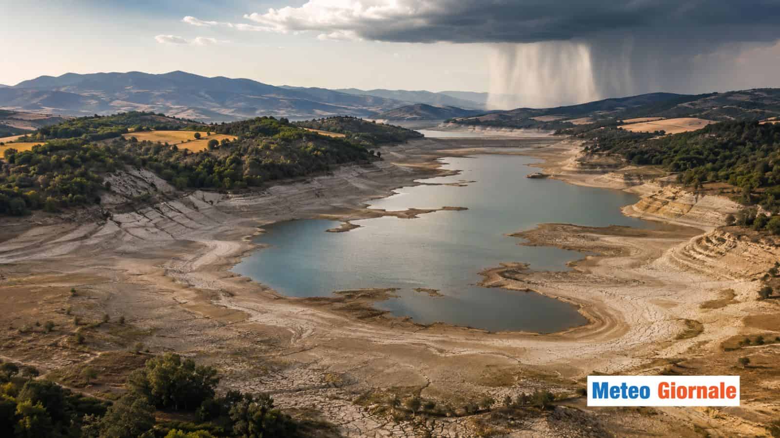 Siccità in Italia, la situazione peggiora: nessuna svolta nelle prossime settimane, mappe eloquenti