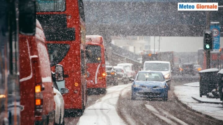 Neve a Londra hr
