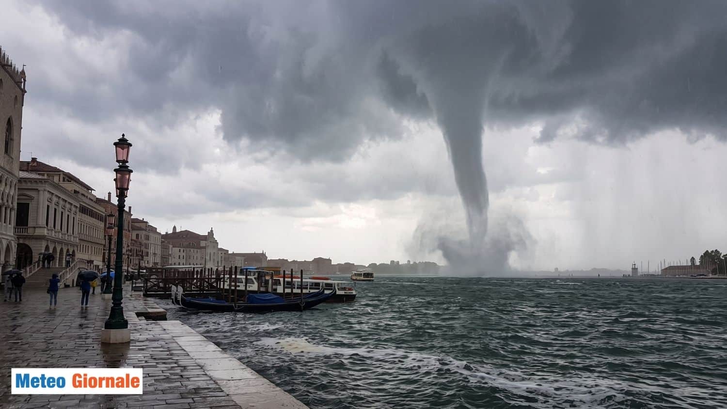 Trombe marine in Autunno: perché sono così tante 1 Tromba marina kh
