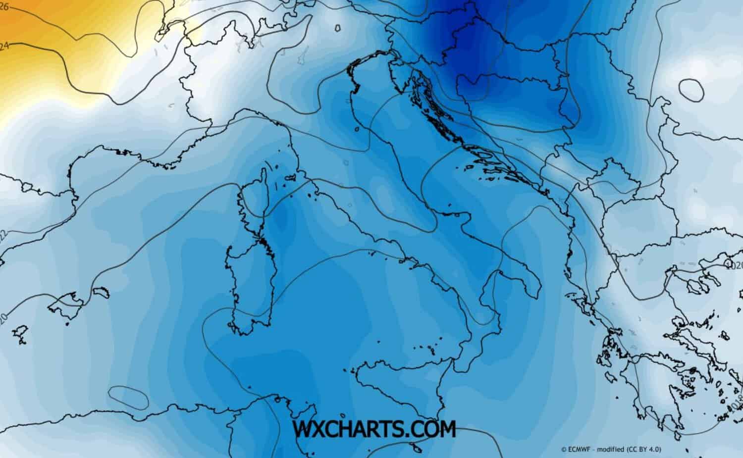 Ultime ore di clima mite, poi ribaltone meteo con freddo dai Balcani e temporali 2 fredos abato