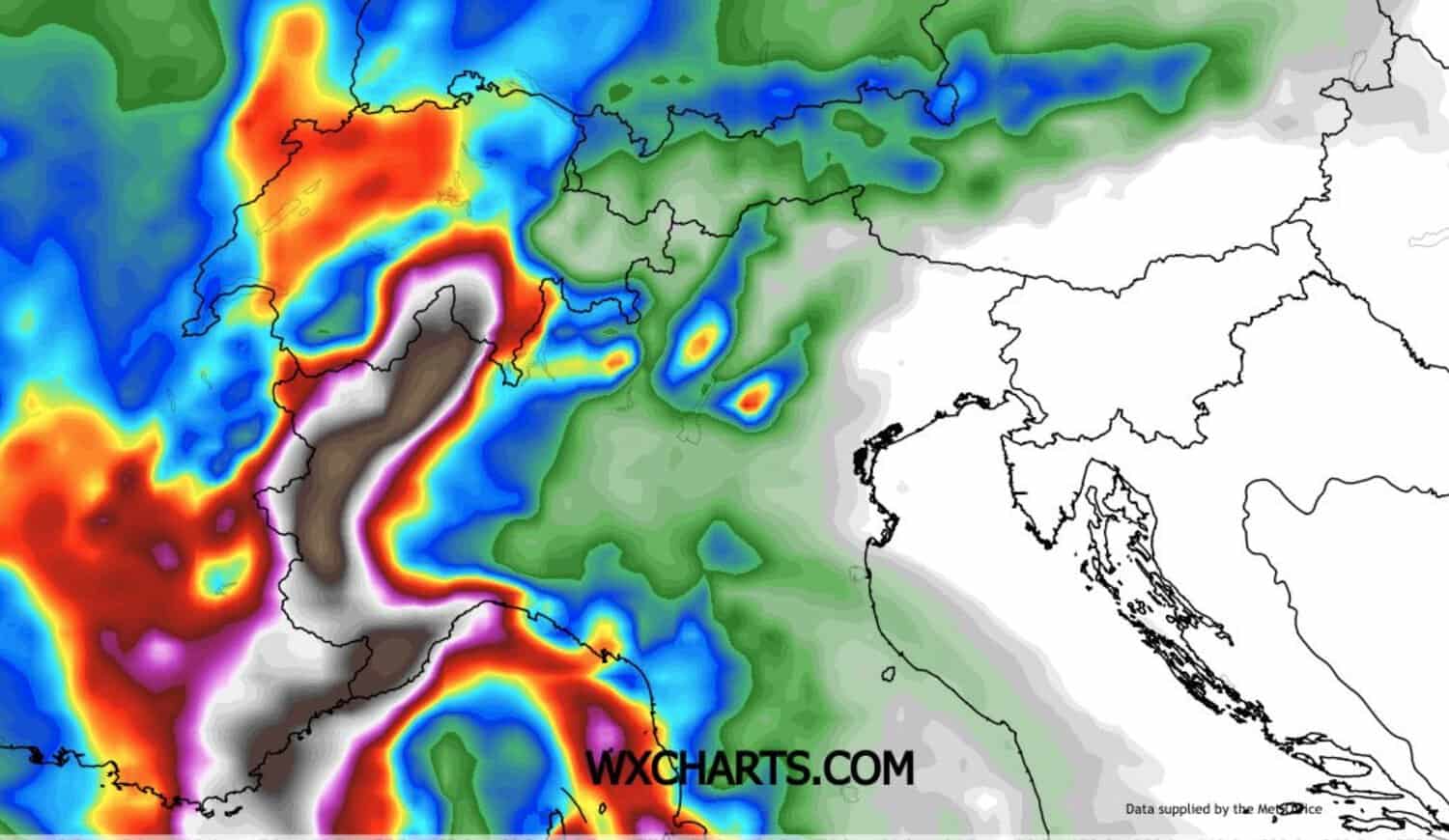 Piogge diffuse da Domenica 19 al Nord? Un'ipotesi che prende piede, mappe 2 ukmo